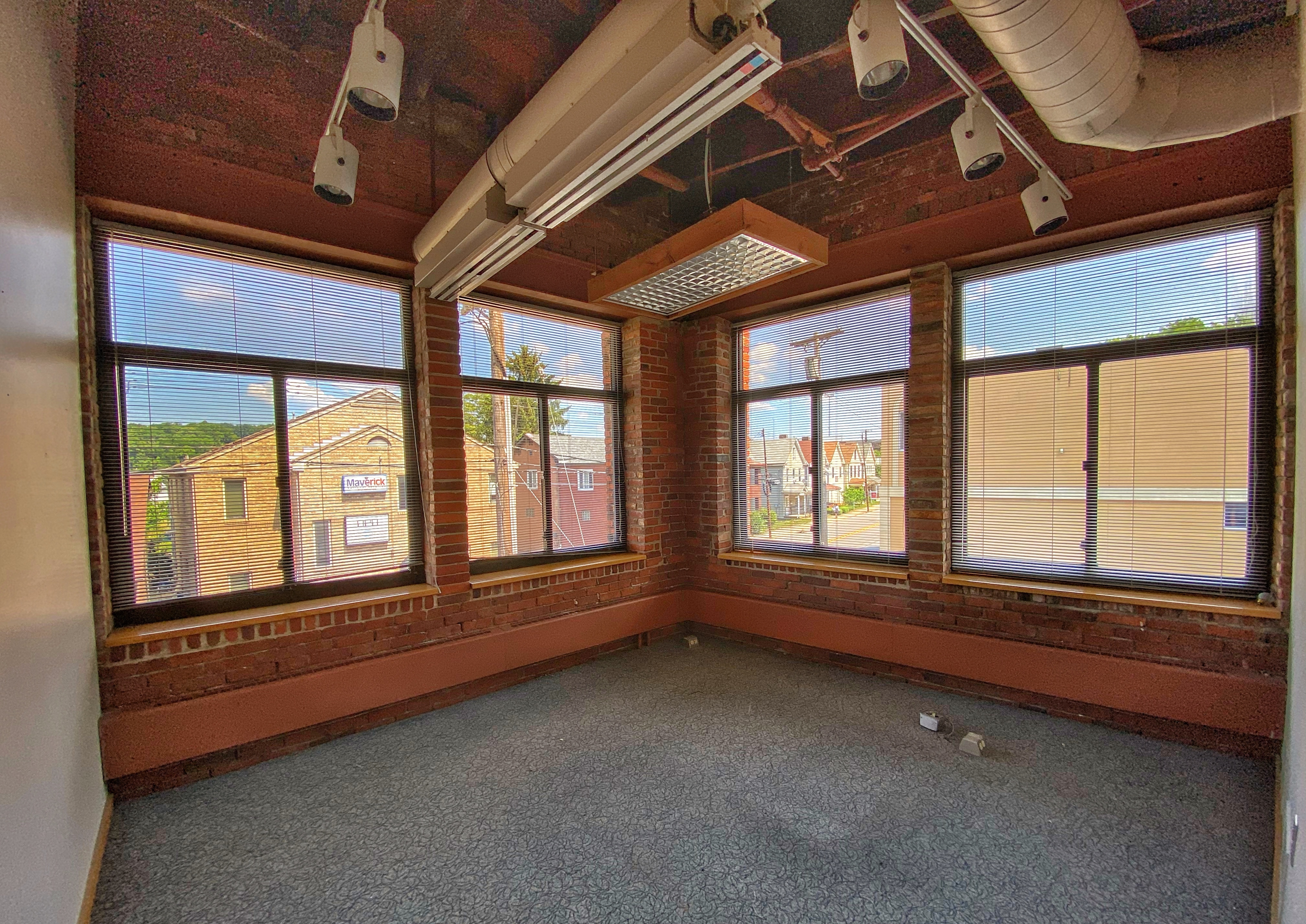 Property Photo #3