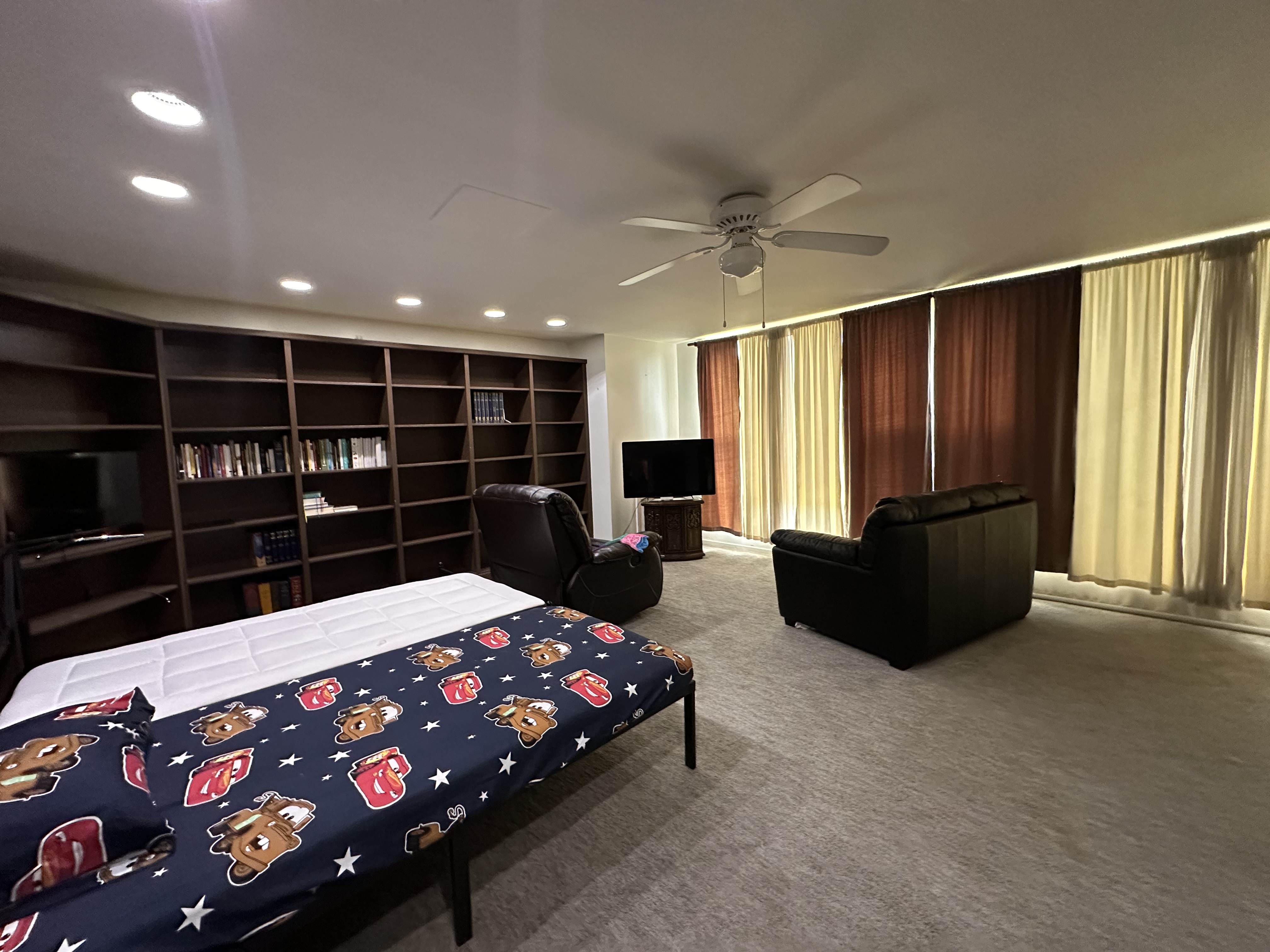 Property Photo #8